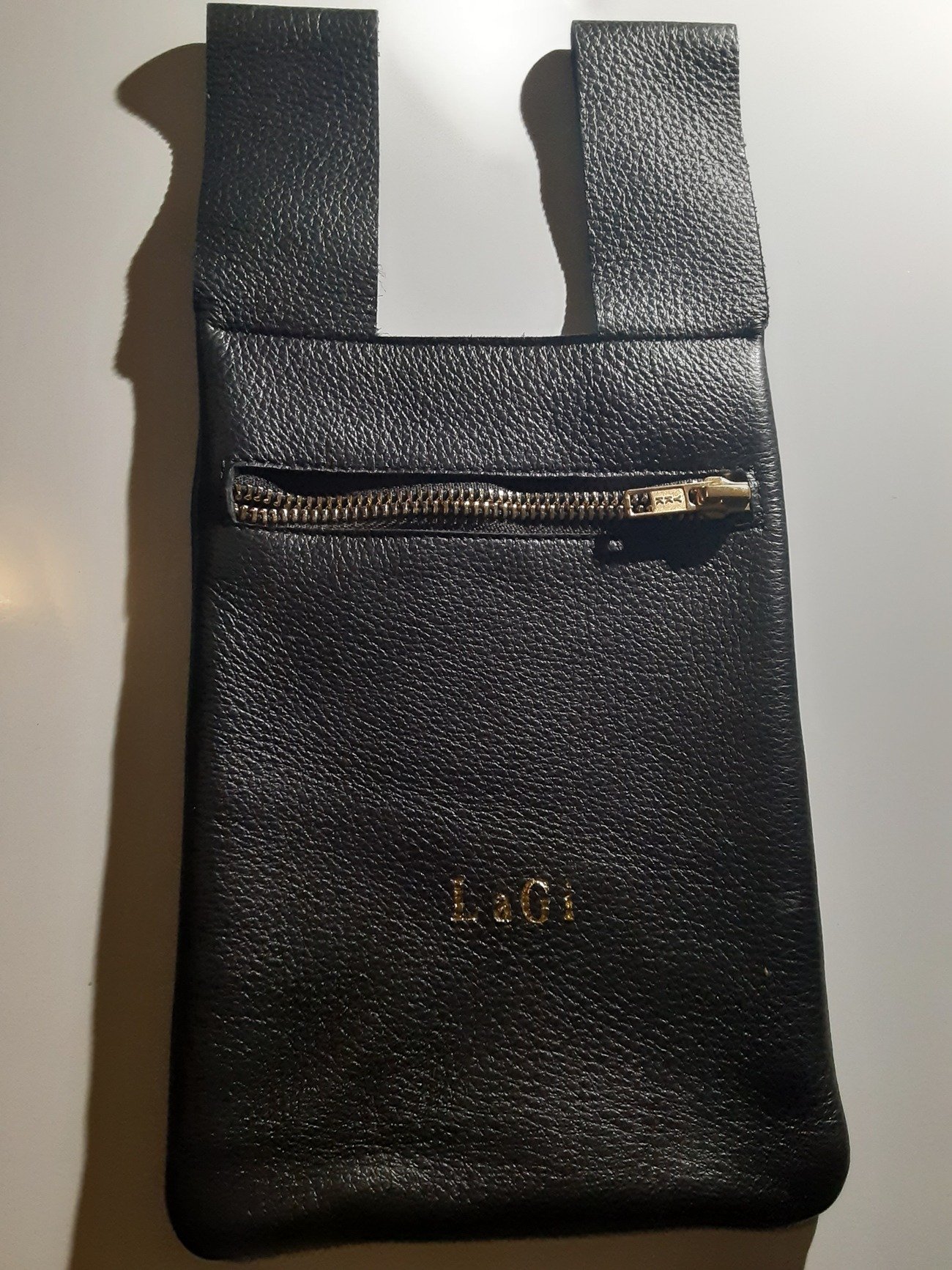 LaGi Traveler’s Pocket Protector front view